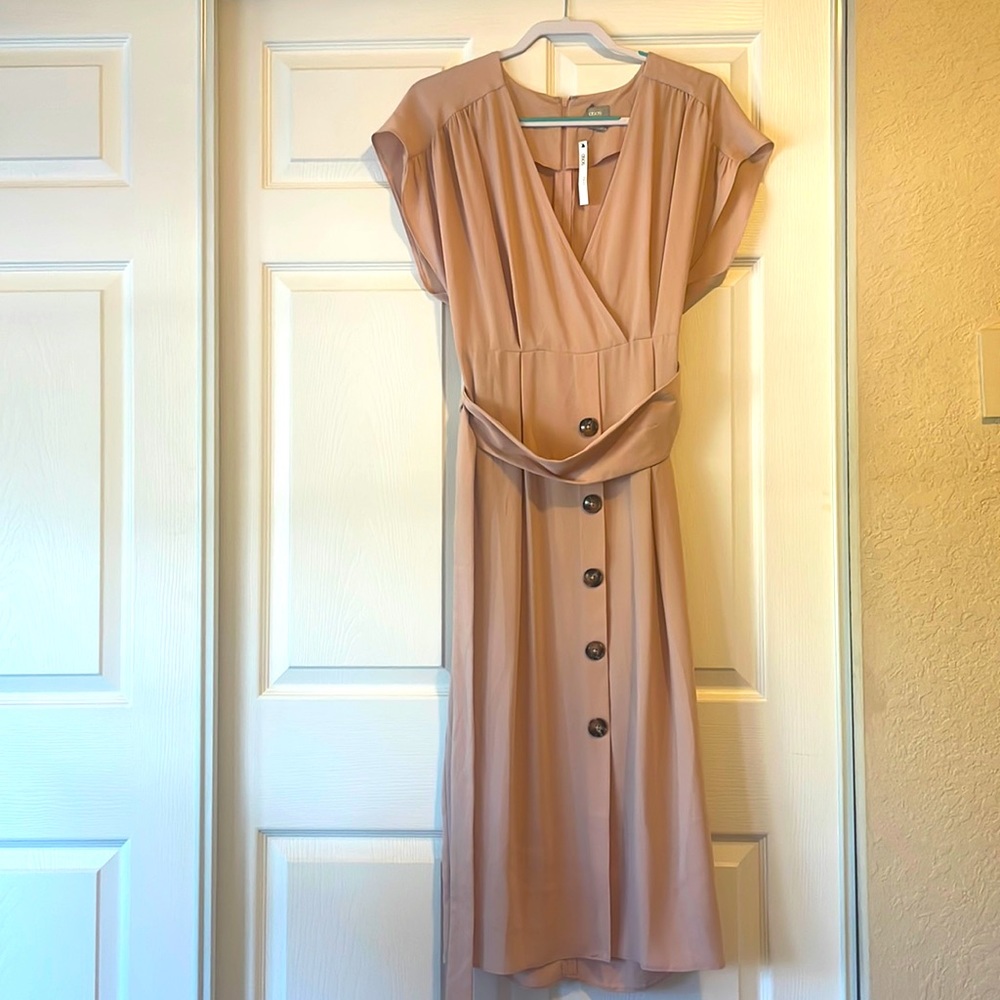 Soft Pink. Professional. Sweetheart Midi dress.